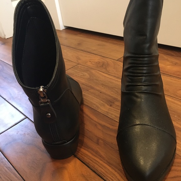 Boots - Picture 2 of 3